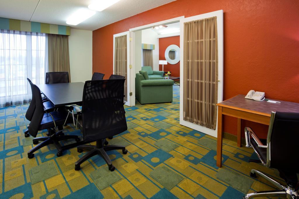 La Quinta Inn Chicago 奥克布鲁克特莱斯 外观 照片