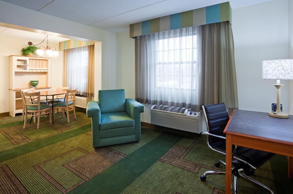 La Quinta Inn Chicago 奥克布鲁克特莱斯 外观 照片