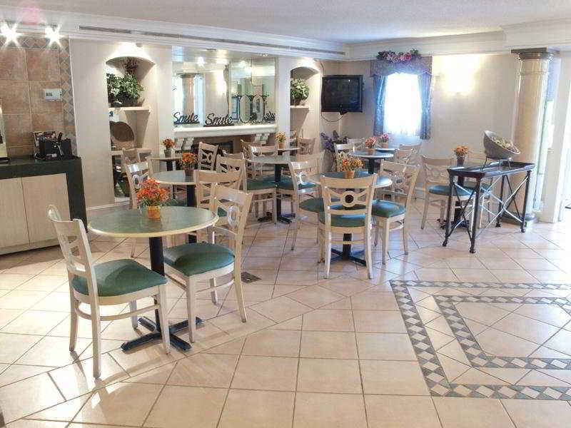 La Quinta Inn Chicago 奥克布鲁克特莱斯 餐厅 照片