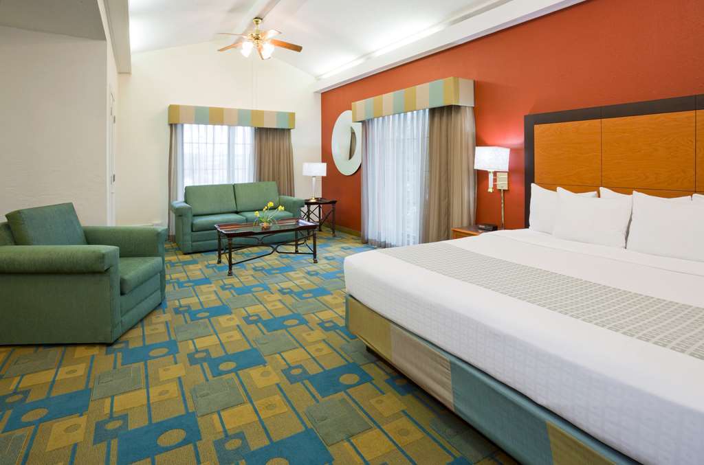 La Quinta Inn Chicago 奥克布鲁克特莱斯 客房 照片